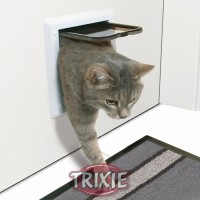 Дверца для кошек с 2-мя функциями 16,5*17,4см TRIXIE 38601 Белая - zooural.ru - Екатеринбург